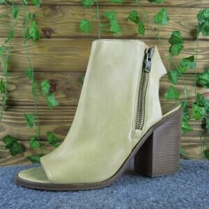 Steve Madden Women Terraa Peep Toe Beige Leather Pump 10 Medium Gently Used 2025